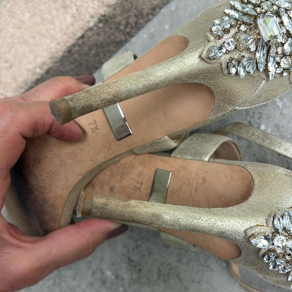 Badgley Mischka Rhinestone heels - Picture 8 of 10